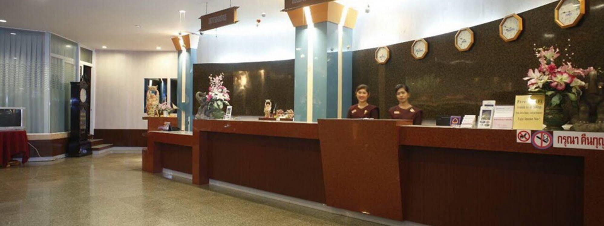Boon Siam Hotel Krabi town Exterior foto